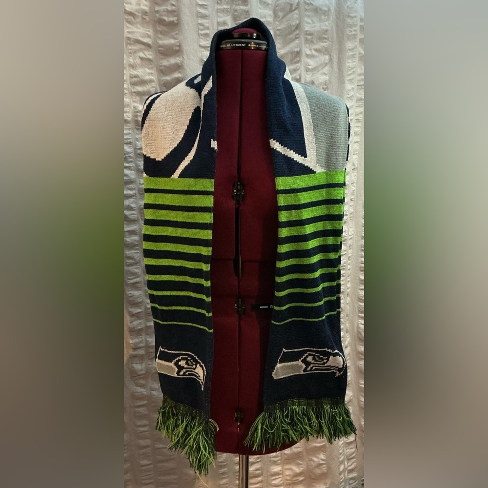 Seattle Seahawks Fringed Scarf Unisex Women’s Men’s Green Blue White Grey